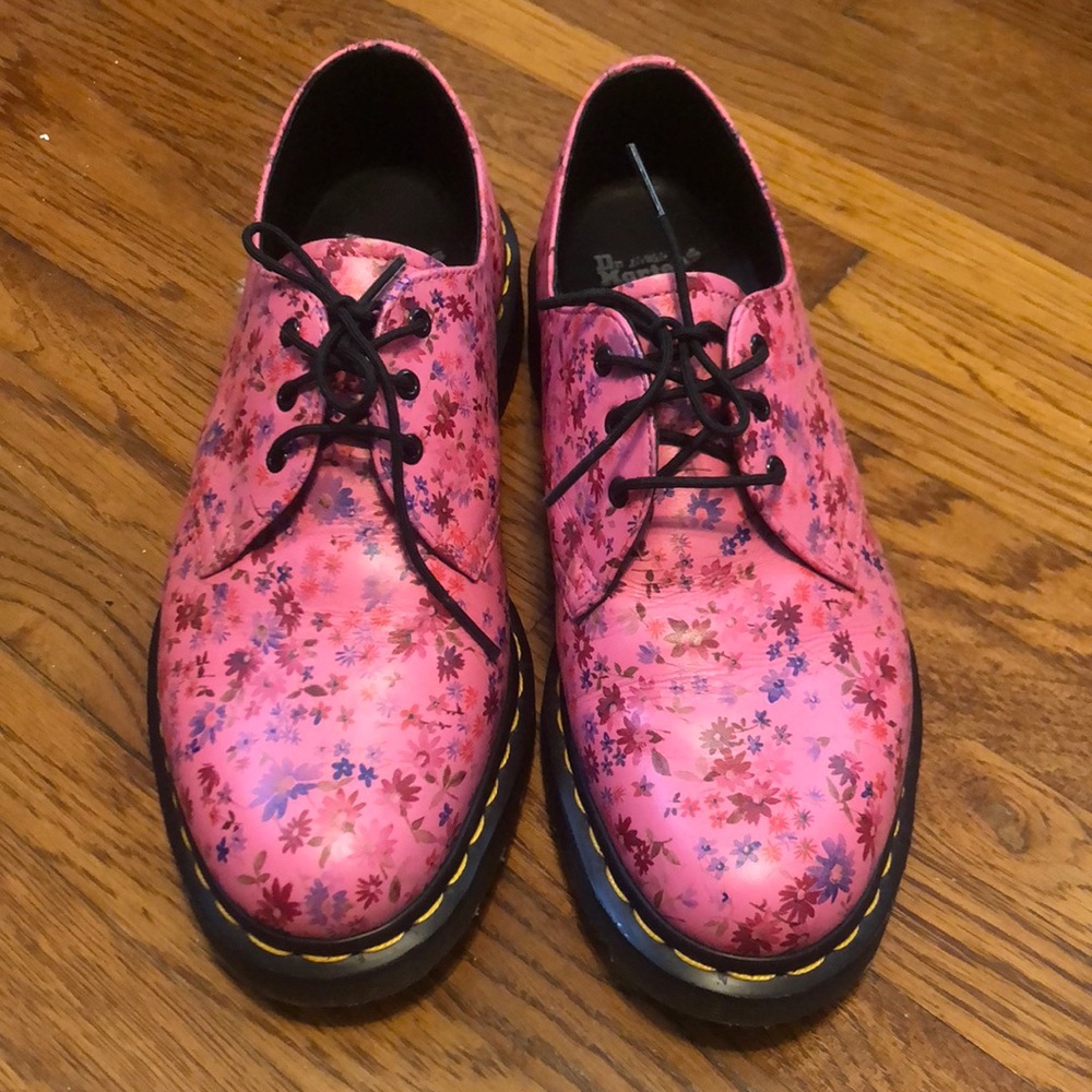 Dr Martens hot pink floral Oxford shoes size 9